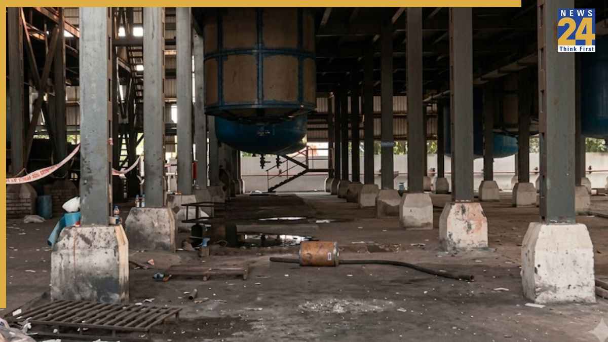 गांधीनगर की फैक्ट्री में ब्लास्ट, 4 प्रवासी मजदूरों की मौत, केमिकल रिएक्शन का शक