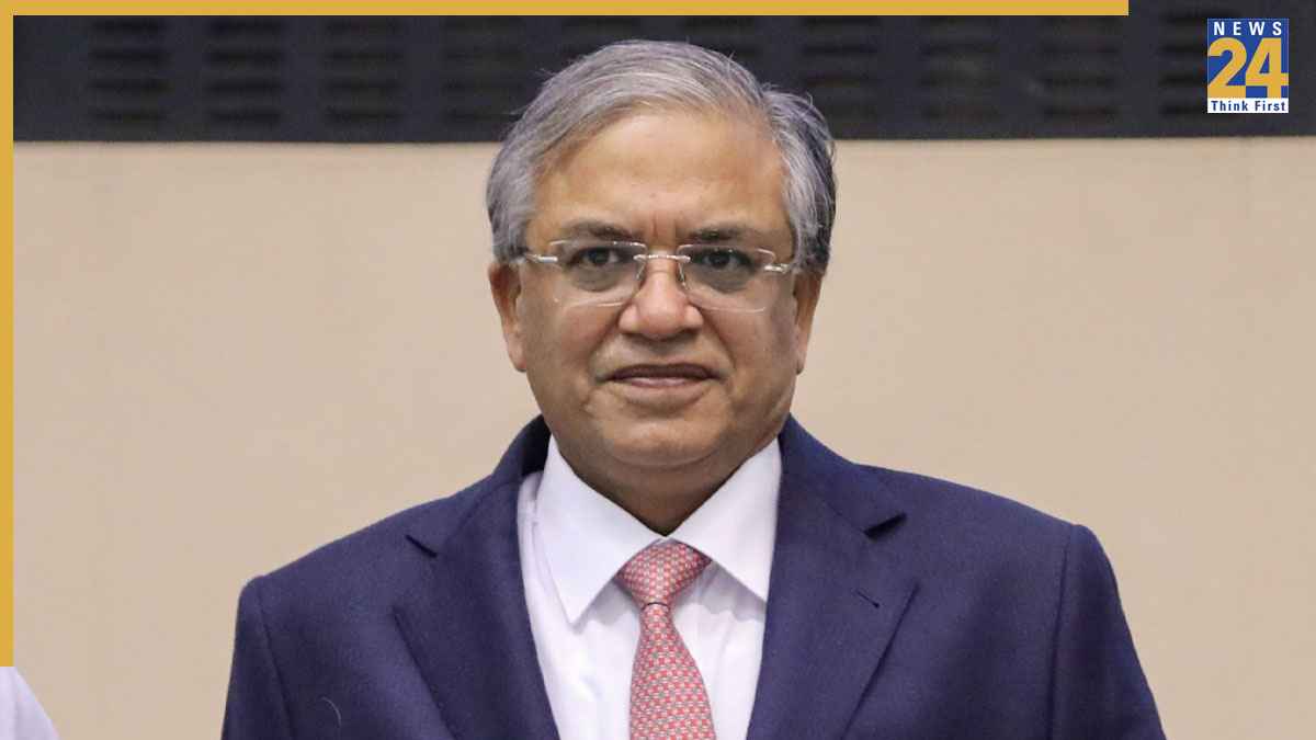 CEC ज्ञानेश कुमार की बढ़ी मुश्किलें, केरलम सरकार के 20 साल पुराने केस में विजिलेंस जांच के आदेश, जानें क्या है मामला?