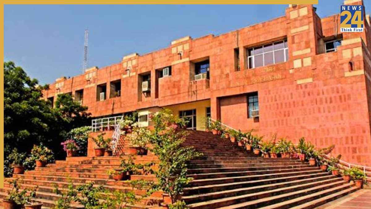 JNU Professor