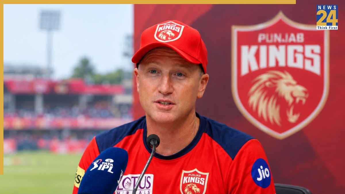 IPL 2027 से पहले पंजाब किंग्स में बड़ा फेरबदल, अकेले पड़े रिकी पोंटिंग, जेम्स होप्स और ब्रैड हैडिन ने दिया इस्तीफा