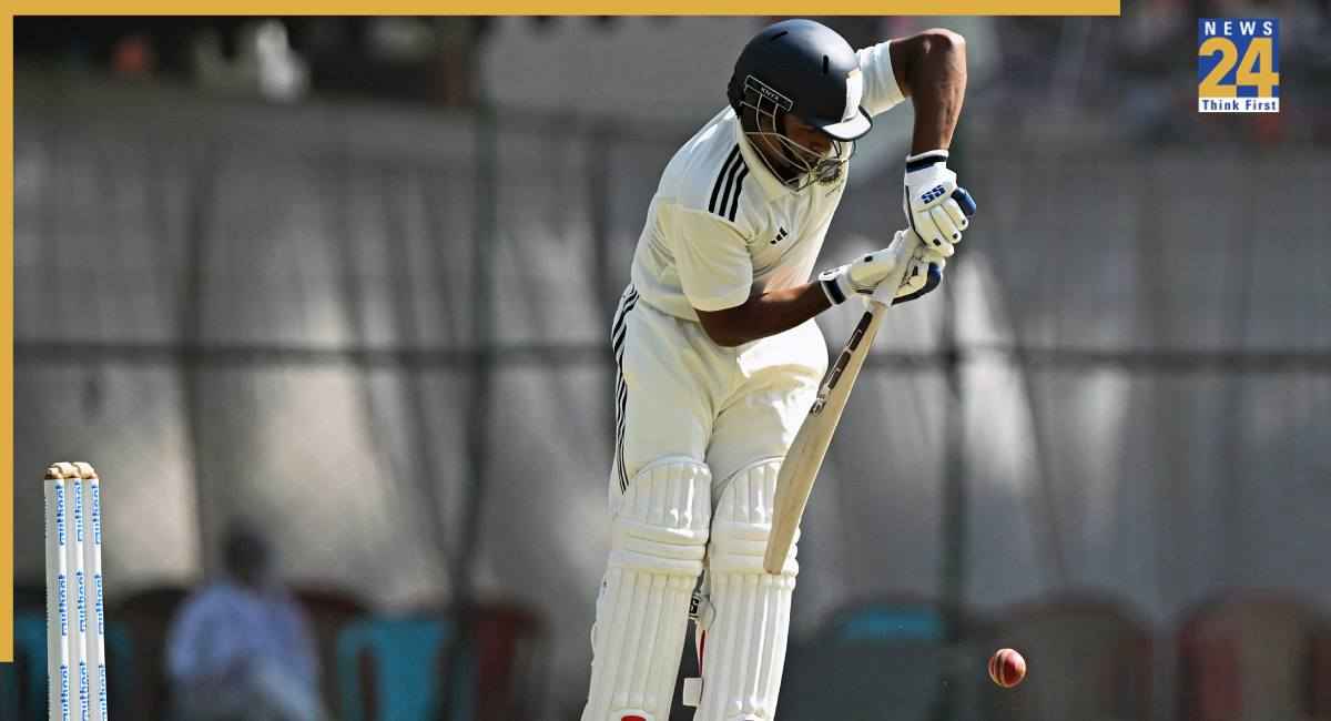 Ranji Trophy: सरफराज खान ने 18वां शतक मारकर खटखटाया टीम इंडिया का दरवाजा, सेलेक्टर्स को दिया करारा जवाब