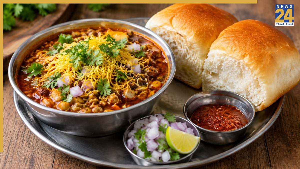 महाराष्ट्र की फेमस मिसल पाव का चटपटा स्वाद अब घर पर! यहां जानिए आसानी से बनाने का तरीका