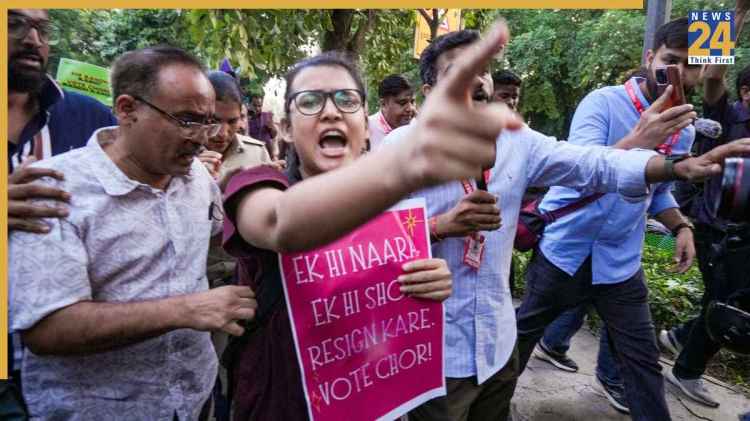 कल SIR के विरोध में दिल्ली में बड़ा मार्च, दीपके-नेहा को भी न्योता