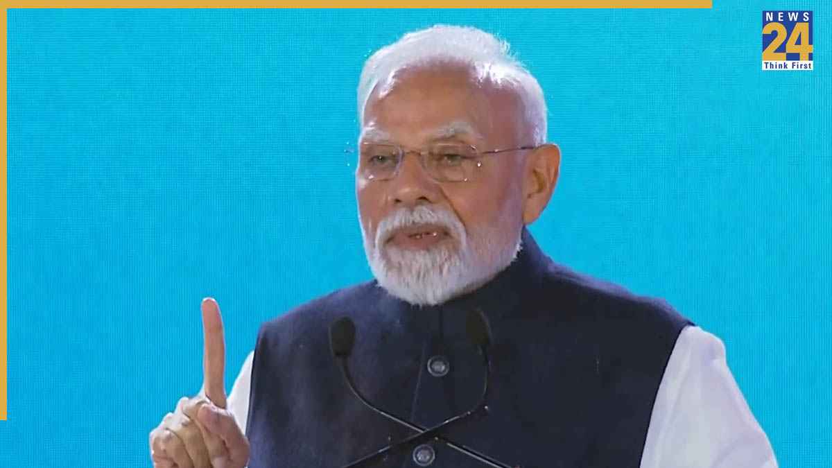 '21वीं सदी में बदल चुकी है पावर की परिभाषा', ब्लूमबर्ग न्यू इकोनॉमी फोरम में बोले PM मोदी
