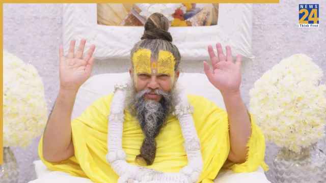 Premanand Maharaj: छोटी-छोटी गलतियों से टूट सकता है व्रत, इन 5 बातों का रखें ध्यान, प्रेमानंद महाराज से जानें