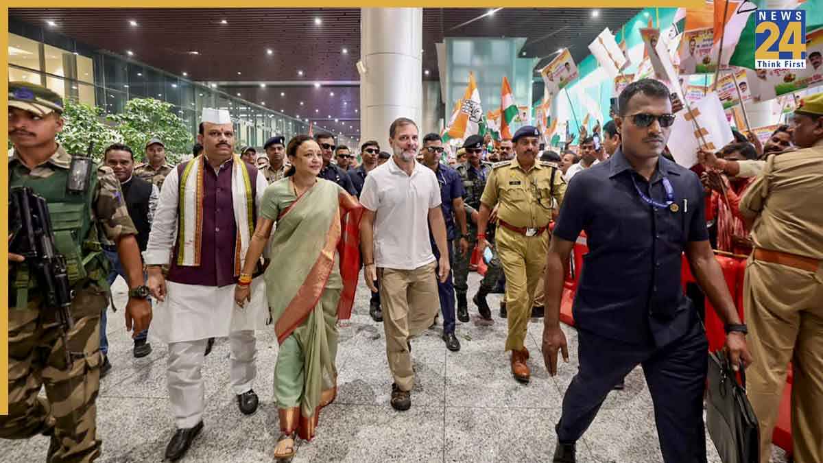 Rahul Gandhi | Convoy Accident | Lucknow