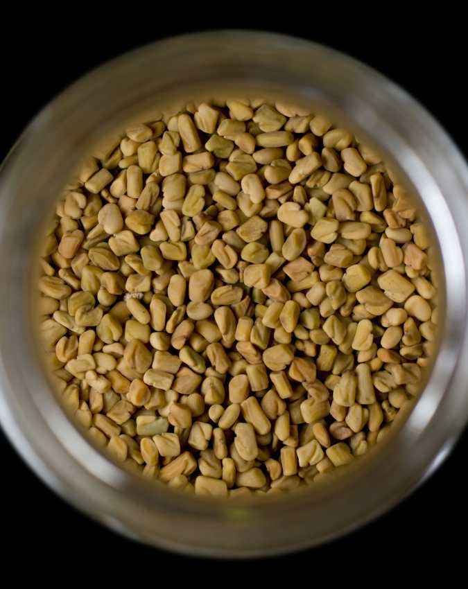 ऐसे तैयार करें मेथी का पानी