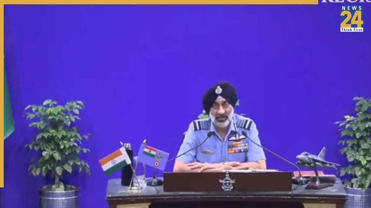 भारत को हर साल चाहिए 36-40 फाइटर जेट… एयरफोर्स चीफ एपी सिंह की चिंता की क्या है वजह?