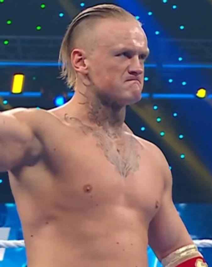 किसने छोड़ा था WWE?