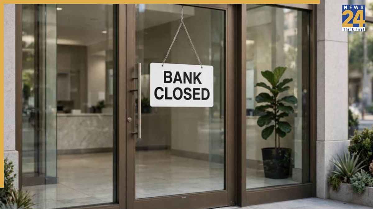Are Banks Closed Today Monday 26 October 2026 RBI Bank Holiday List City Wise Status in Hindi.