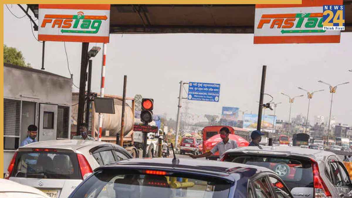 NHAI Annual Local Pass 2026 FASTag MLFF Toll Plaza 20 KM Radius Fee Application Details in Hindi
