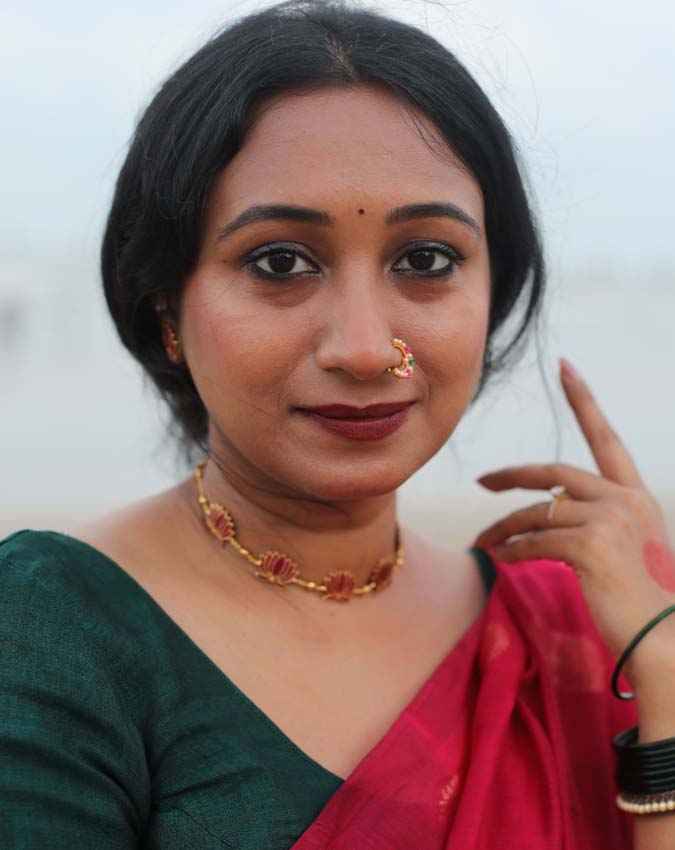  मिनिमल नथ 