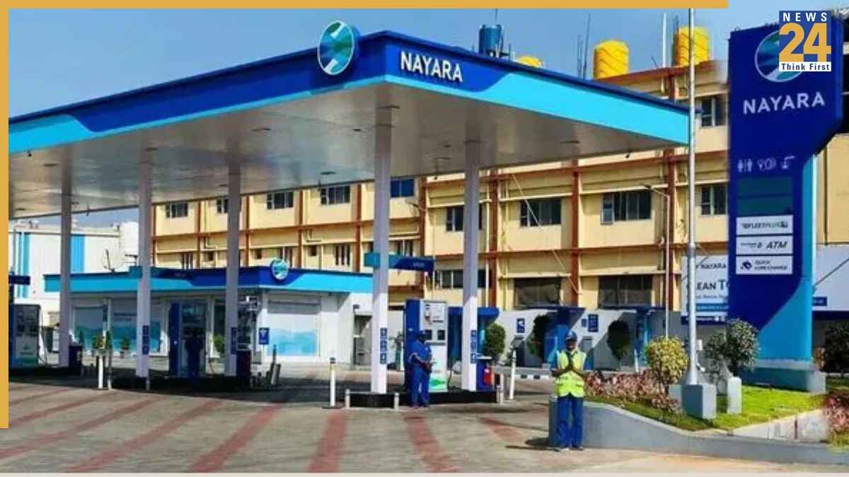 Petrol Diesel Price Hike: आज से पेट्रोल 5 रुपये और डीजल 3 रुपये महंगा! नायरा एनर्जी ने बढ़ाए दाम, जानिए नए रेट्स