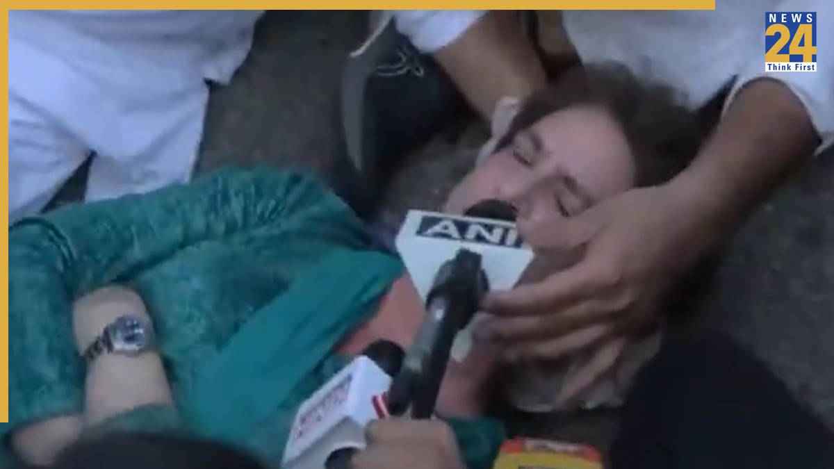 Priyanka Gandhi Vadra, INDIA Bloc Protest, Delhi Police Scuffle, Jantar Mantar Protest