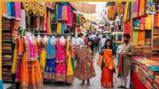 चनिया-चोली से लेकर ट्रेडिशनल साड़ी तक, दिल्ली के इन मार्केट्स में जाएं